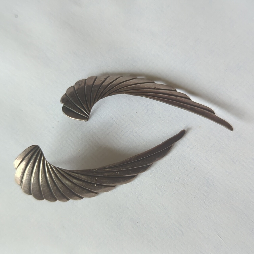 Sterling vintage post wing earrings